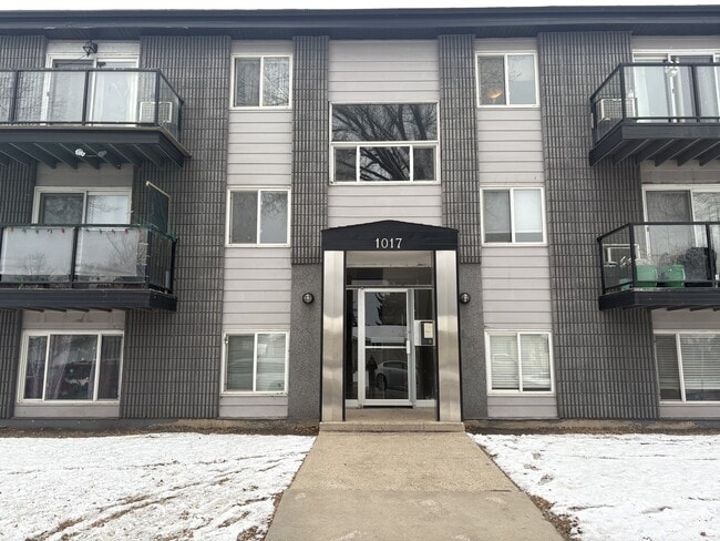 property at 1017 Northumberland Ave