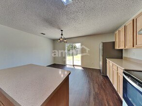 1601 White Oak Rd in Anna, TX - Foto de edificio - Building Photo