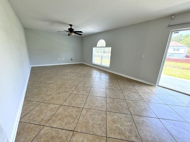 9237 Caracara Drive in Jacksonville, FL - Building Photo - Building Photo