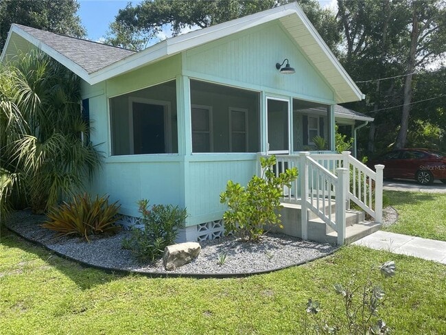 property at 1823 5th St