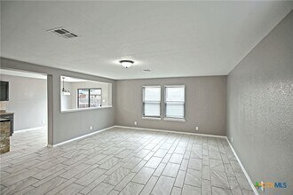 264 Cordero Dr in San Marcos, TX - Building Photo - Building Photo