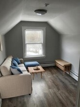 58 Main Ave in Wynantskill, NY - Building Photo - Building Photo