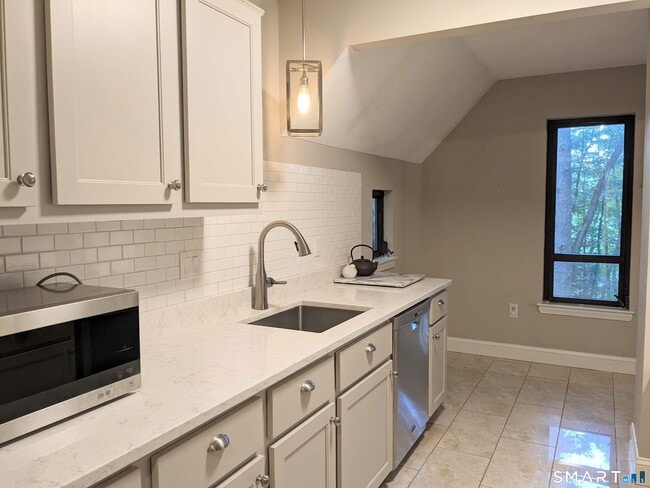 property at 44 Great Meadow Ln
