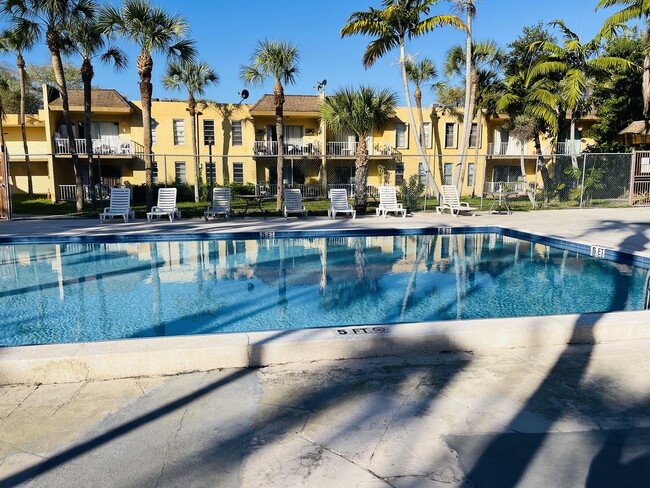 13700 SW 62nd St, Unit 113