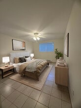 Signal View Apartments in Wethersfield, CT - Building Photo - Building Photo