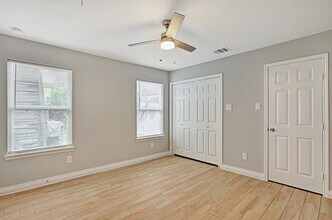 5217 Sherman St, Unit A in Houston, TX - Building Photo - Building Photo