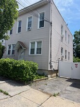 6620 53rd Rd in Maspeth, NY - Building Photo - Building Photo