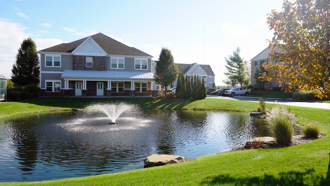 Campus West Apartments in Allendale, MI - Foto de edificio - Building Photo