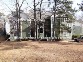 6720 Willowbrook Dr in Fayetteville, NC - Building Photo