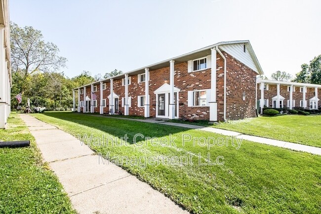 property at 659-669 Shoreline Dr