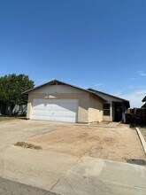 9514 W Garfield St in Tolleson, AZ - Building Photo - Building Photo