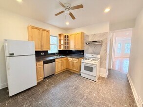 4307 W Kamerling Ave in Chicago, IL - Building Photo - Building Photo