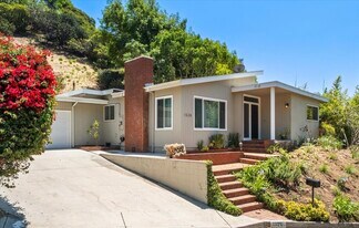 1528 Rising Glen Rd in Los Angeles, CA - Building Photo