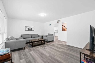 2648 Garham Dr in St. Louis, MO - Building Photo - Building Photo