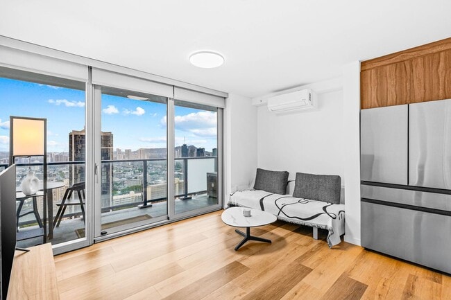 1515 Liona St in Honolulu, HI - Building Photo - Building Photo