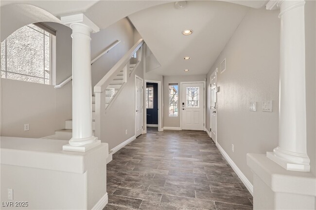 6615 Melodic Ct in Las Vegas, NV - Building Photo - Building Photo