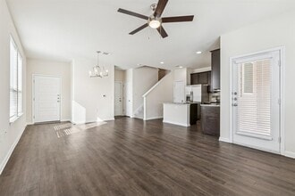 6013 Steep Cactus Trail in Austin, TX - Building Photo - Building Photo