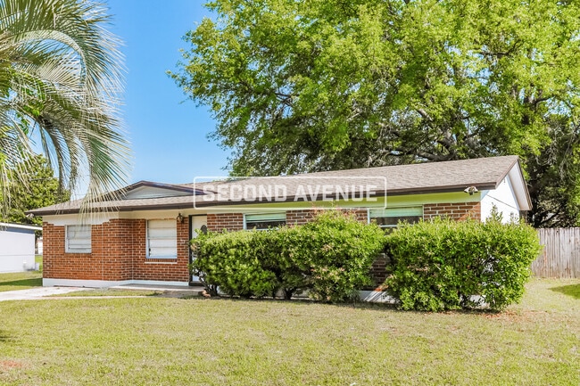 5033 Locksley Ave in Jacksonville, FL - Building Photo - Building Photo