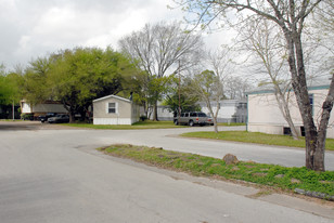 Deer Park Mobile Home Park Apartments