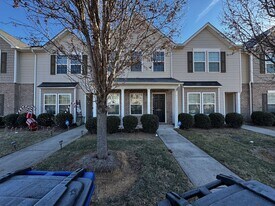 3921 Village Park Ct in Winston-Salem, NC - Building Photo