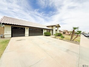 3590 W 27th Pl in Yuma, AZ - Building Photo - Building Photo