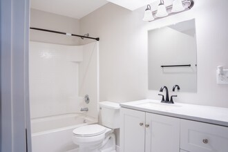 3803 Tradition Cir in Idaho Falls, ID - Foto de edificio - Building Photo