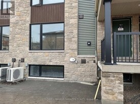 701 Glenroy Gilbert Dr in Ottawa, ON - Building Photo