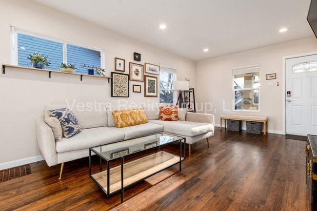 1560 Ulster St in Denver, CO - Building Photo - Building Photo