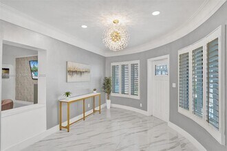 725 Harrison St in Hollywood, FL - Building Photo - Building Photo