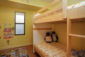 77 Waltham St, Unit 3 in Boston, MA - Foto de edificio - Building Photo