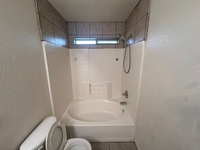 2609 Vernice Loop in Killeen, TX - Foto de edificio - Building Photo