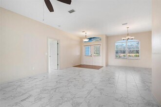 2280 De Vore St in North Port, FL - Building Photo - Building Photo