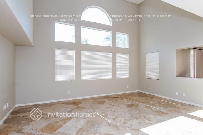 686 Kew Gardens Dr in Las Vegas, NV - Building Photo - Building Photo