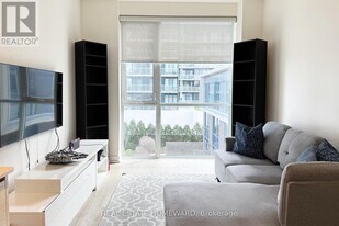 75 The Donway W in Toronto, ON - Building Photo