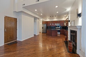 4800 S St Lawrence Ave in Chicago, IL - Building Photo - Building Photo