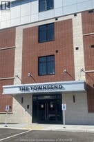 11941 Tecumseh Rd E in Tecumseh, ON - Building Photo