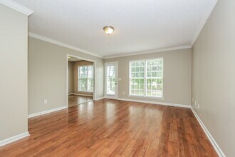210 Rapid Waters Ct in Christiana, TN - Building Photo - Building Photo
