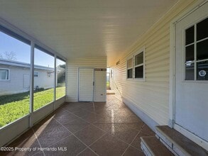 22 Hamilton Ave in Palm Harbor, FL - Building Photo - Building Photo