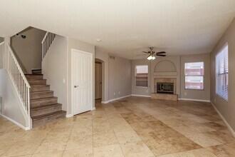 2401 N 125th Dr in Avondale, AZ - Foto de edificio - Building Photo