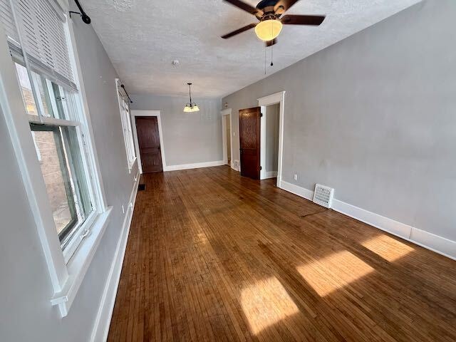 2013 W Laura Ave in West Peoria, IL - Building Photo - Building Photo