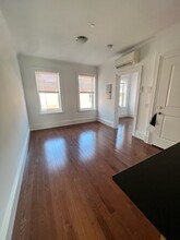 106 Myrtle St, Unit 7 in Boston, MA - Building Photo - Building Photo