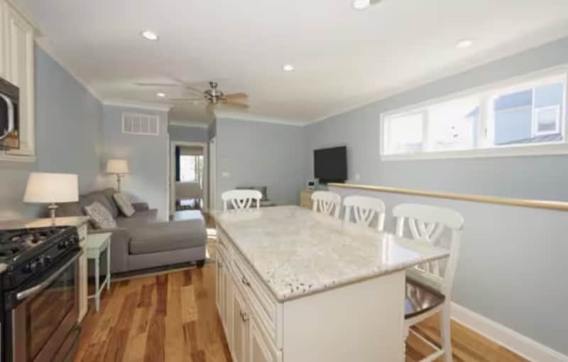 24 Church St in Sea Bright, NJ - Building Photo