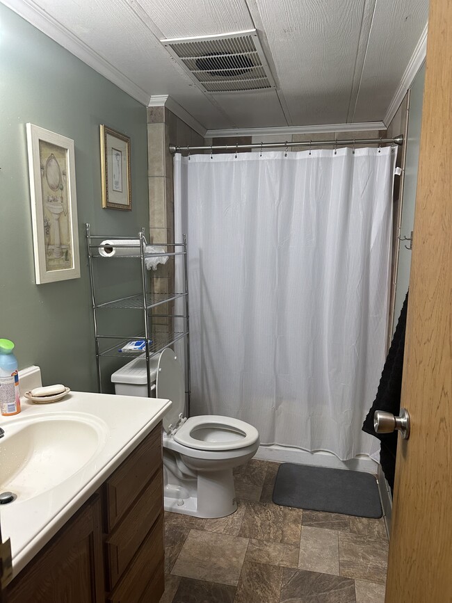 22533 Point Lookout Rd in Leonardtown, MD - Building Photo - Building Photo