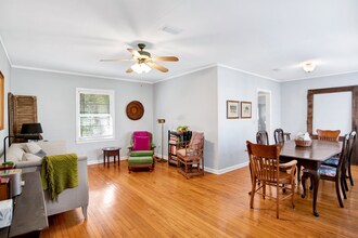 1825 E De Soto St in Pensacola, FL - Building Photo - Building Photo