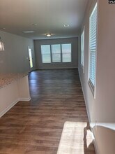 28 Harvest Moon Dr in Elgin, SC - Foto de edificio - Building Photo