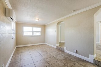 2517 NE 12th Terrace in Pompano Beach, FL - Foto de edificio - Building Photo