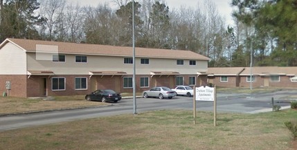 Durham Village in Burgaw, NC - Building Photo - Building Photo