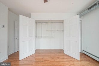 1523 Passyunk Ave in Philadelphia, PA - Building Photo - Building Photo