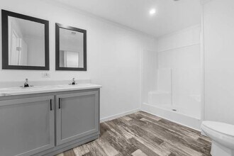 16820 Oak Leaf Ct in North Fort Myers, FL - Building Photo - Building Photo