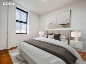 536 E 82nd St in New York, NY - Building Photo - Building Photo